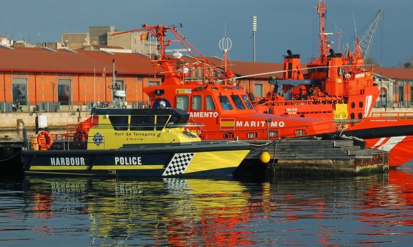 Удар в Испания: Спипаха 2 тона кокаин в подводница