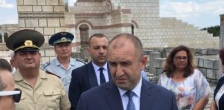 Радев поиска малките общини да са силни финансово