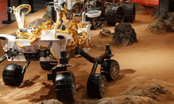 Китай изстреля сонда към Марс - израз на технологична мощ