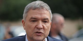 Пламен Бобоков си чатил с Prezident – Rumen Radev