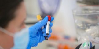 Проф. Петров: Не може да останем Оазис при коронавируса