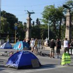 Протестиращи обмислят разширяване на стачките и затваряне на нови кръстовища в столицата