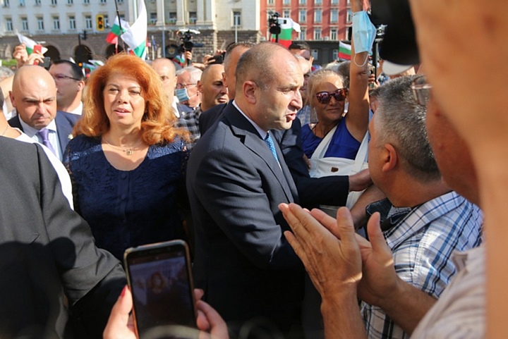 Радев: На площада не е мафията, а българският народ! Промяната е неизбежна!