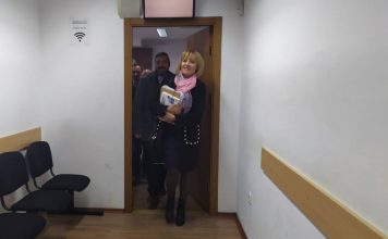 В четвъртък е първото заседание по делото за клевета на Манолова срещу Борисов