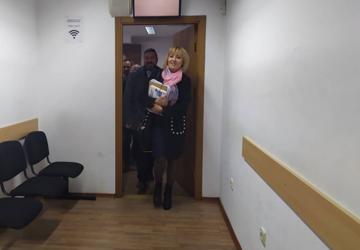 В четвъртък е първото заседание по делото за клевета на Манолова срещу Борисов