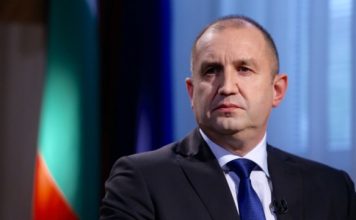 Радев: Всеки ден с това управление е пагубен за България, няма да местя изборите за по-късна дата