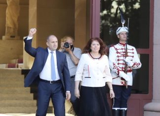 Румен Радев се изплю върху Запада: “Лошите” комунисти не са избили повече хора от вас!