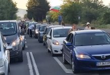 Масови протести срещу „бойковизЪма и каскетщината“ блокират пътищата в цялата страна в събота