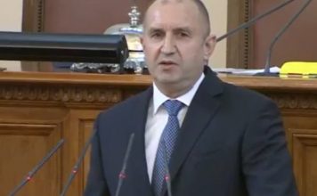 Радев предупреди депутатите: Когато всички са в управлението, народът е в опозиция