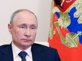 Путин: Русия ще „избие зъбите“ на всеки, който се опита да „отхапе“ от нея