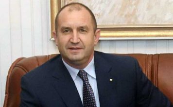 Радев: Г-н Борисов предаде ГЕРБ. Абдикира от отговорността, под която се огъна