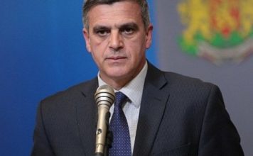 Премиерът Стефан Янев: Има политици за затвора!