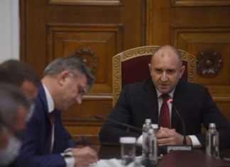 Радев изкара Доган от кожата му