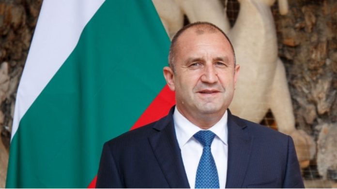 Радев: Заклех се! За свободна, справедлива и модерна България. Аз съм с вас