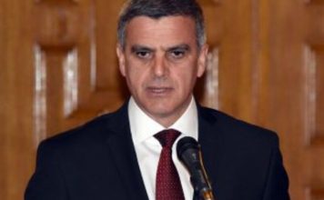 Стефан Янев: Българските политици трябва да се научат да защитават родния интерес