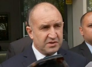 Румен Радев смля Петков: Спри с цинизма, върни руския газ или народът ще те измете!