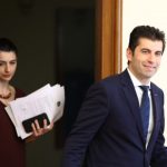 Енергийният министър: Газът от американските танкери на Кирил Петков е с 50 % по-скъп от този на „Газпром“
