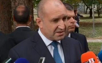 Радев обеща: Българите няма да стоят на тъмно. Поздравявам правителството, бензинът вече е под 3 лева