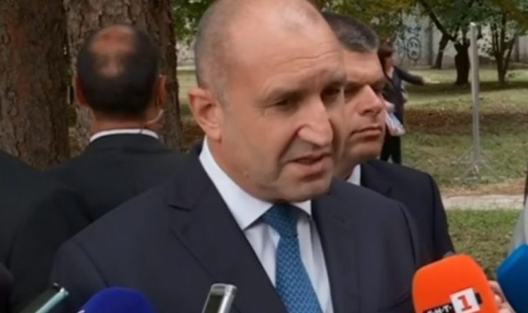 Радев обеща: Българите няма да стоят на тъмно. Поздравявам правителството, бензинът вече е под 3 лева