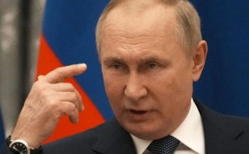Путин: Рокфелер ви го каза: „Ако искате съсипана нация, наложете й еврото“!