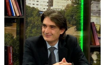 Даниел Божилов: Убеждавам се, че не България, а Украйна е член на ЕС