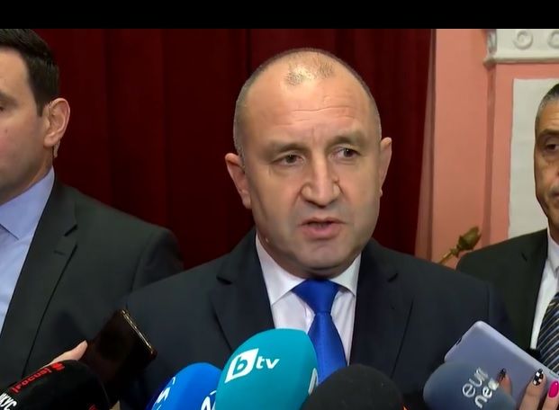 Радев: Ще задействаме всички европейски механизми да се сложи край на антибългарската истерия в РСМ