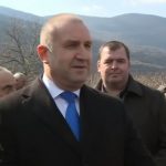Радев за заканите за импийчмънт: Партиите на войната първо да спечелят изборите