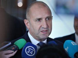 Радев: Правителството да вземе отношение към заплахите срещу българи в “Миротворец”. Така, както направихме ние за Христо Грозев