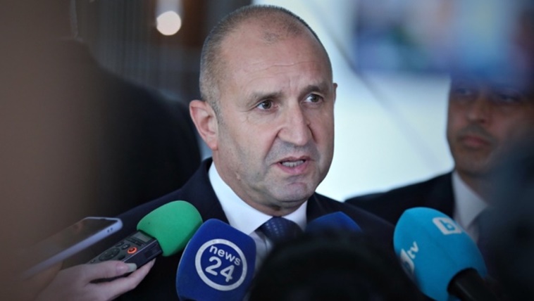 Радев: Правителството да вземе отношение към заплахите срещу българи в “Миротворец”. Така, както направихме ние за Христо Грозев