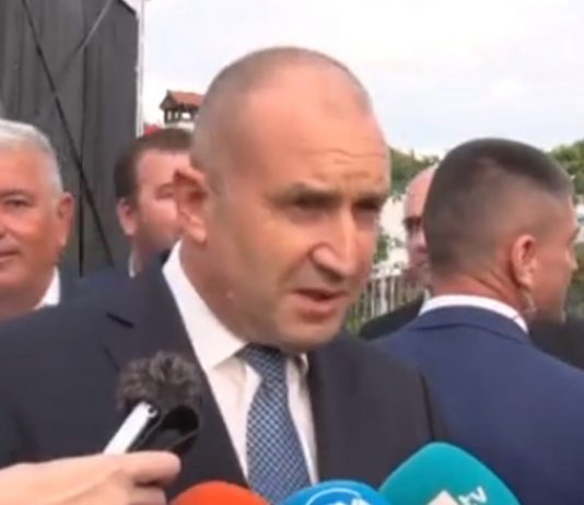 Радев отново разнищи властта: Денков е никой, управляват Татко Петко и Борисов и Пеевски! похищават Конституцията