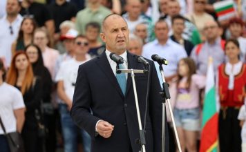 Партиите загиват! Румен Радев взима 1 млн. гласа
