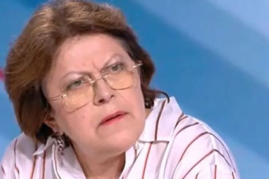 Дончева: Служебните кабинети показаха, че крадците на Радев не се различават от крадците на Борисов