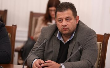 Николай Марков от „Величие“: Заплашват жена ми и децата ми. Един господин е мотивиран да ме заколи публично