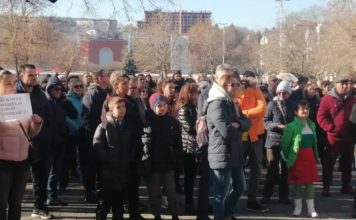 Плевенчани протестираха срещу безводието: „Това е геноцид!“