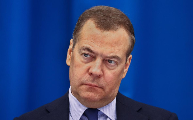 Медведев: В случай на отказ да се предадат украинските въоръжени сили в района на Курск ще бъдат унищожени