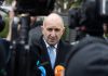 Президентът: Самозвани експерти се опитаха да обвинят в държавна измяна хората с пагони