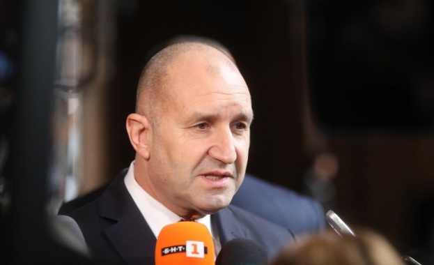  Радев: Призовавам хората да следят за необосновано покачване на цените, защото явно няма кой друг