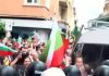 Напрежението ескалира! Протестиращи пробиха кордона на полицията и обградиха сградата на ЕК в София, за малко не се стигна до размирици