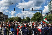 Започва се: Първи протести против присъединяването към еврозоната блокираха 16 локации в страната