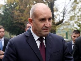 Радев: Да изградим стена срещу покварата Пеевски. Слугите му ще се срамуват
