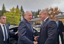 С „Шкодата“ на съпругата си Румен Радев посрещна унгарския президент в Смолян / СНИМКИ + ВИДЕО