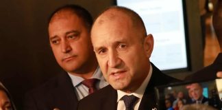 Радев: Видно е за всички, че управляващите са в парализа и чакат санкционирания по Магнитски политик да ги уведоми дали ще ги бъде