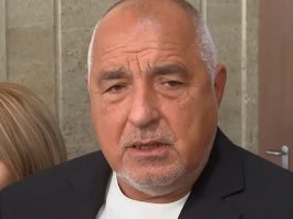 Борисов: Връщаме на Радев колите и шофьорите, време е циркът да спре