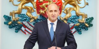 Извънредно включване! Румен Радев се обърна с важна информация към народа! Извънредно включване! Румен Радев се обърна с важна информация към народа!