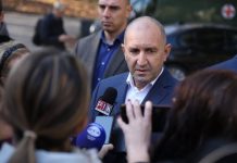 Радев към репортерка: Госпожо, за този месец заработихте надницата си от вашите благодетели, за да ми викате в лицето и да прекъсвате всички останали