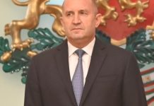 Радев за погромите: Това не е сблъсък между полиция и протестиращи, а провокация на мафията