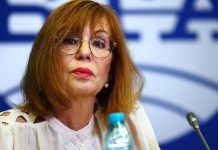 Защо Желязков беше толкова радостен, когато подаде оставката на правителството? Защото: