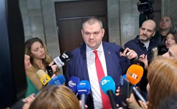 Мюсюлмани в отпор на Пеевски: Който разделя Родопите, го гоним с камъни!