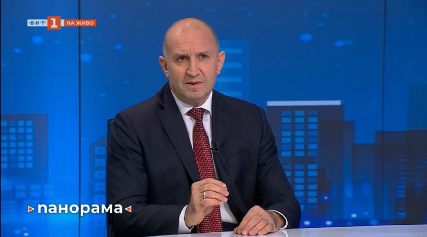 За втори път Радев отговори чий е Крим, попитан бе и за Гренландия