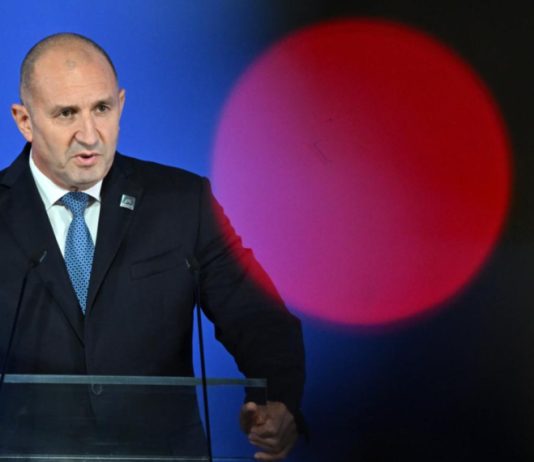 Радев е сред водещите новини на ТАСС: Украйна не трябва да получава военна помощ